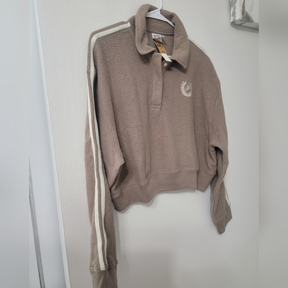 Victorias Secret PINK Fleece Varsity Cropped Sweatshirt Sz L Brown Sherpa Henley - Picture 4 of 9